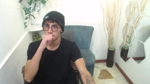 Aaron online show from February 2026 11:58:02 AM