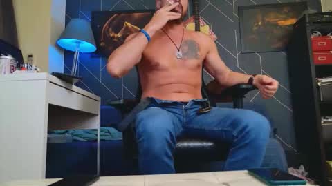 Snapshot of aaronbomer chatting on September 2025 12:26:01 AM Aaron online show from September 2025 12:26:01 AM