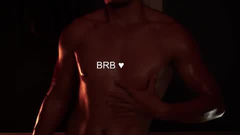 Snapshot of aaronfox_ chatting on December 2025 11:41:02 AM AARON online show from December 2025 11:41:02 AM