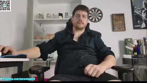 Snapshot of aaronlegend chatting on February 2026 08:51:01 PM Aaron online show from February 2026 08:51:01 PM