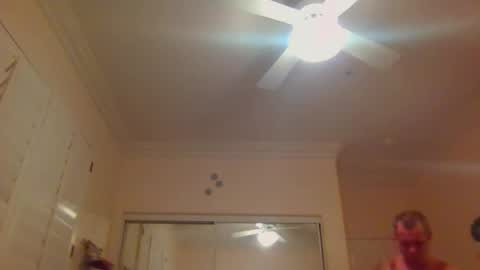 Snapshot of aaronprezent chatting on October 2025 08:49:01 AM aaronprezent online show from October 2025 08:49:01 AM