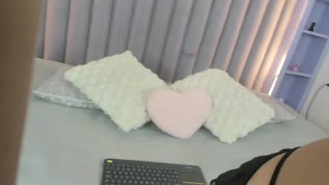 Snapshot of aashleytaylor chatting on March 2025 11:25:02 AM AASHLEY online show from March 2025 11:25:02 AM