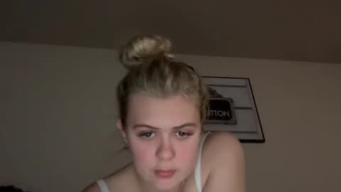 ababyy2901 online show from September 2025 06:37:01 AM