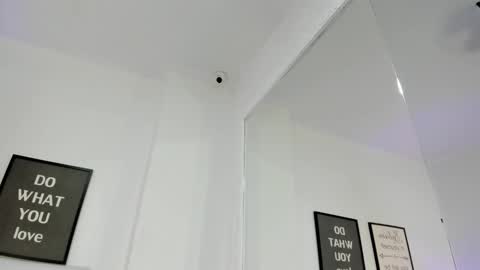 Snapshot of abbey_walker chatting on December 2025 11:15:02 AM abbey_walker online show from December 2025 11:15:02 AM