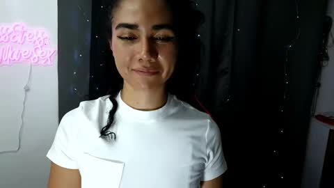 Snapshot of abbi_moon chatting on November 2025 01:47:01 AM Martina online show from November 2025 01:47:01 AM