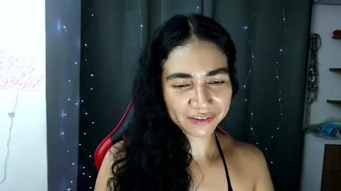 Snapshot of abbi_moon chatting on December 2025 02:16:02 AM Martina online show from December 2025 02:16:02 AM