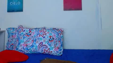 Snapshot of abbie_hard chatting on December 2024 10:40:02 PM Abbie Hard --------------- Streaming from 0800 - 0400 UTC-5 online show from December 2024 10:40:02 PM