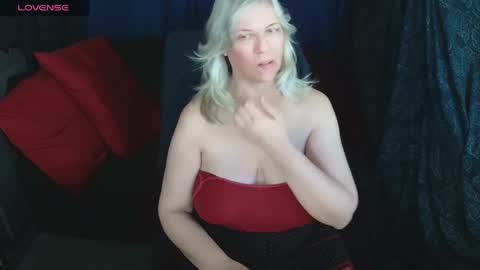 AbbiNatural online show from April 2026 05:18:01 PM