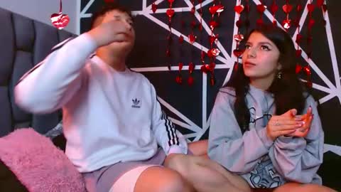Snapshot of abby_and_chriss18 chatting on February 2025 06:33:02 AM Abby y Crhiss online show from February 2025 06:33:02 AM