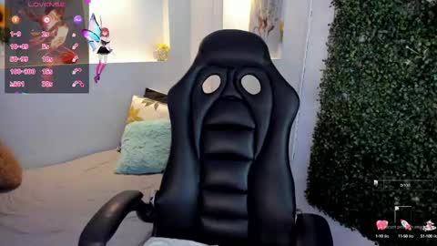 Snapshot of abby_mae_ chatting on September 2025 08:20:02 PM Abby online show from September 2025 08:20:02 PM