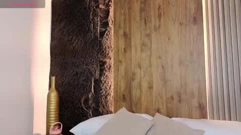 Abbygail online show from November 2025 12:16:01 PM