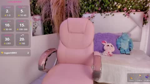 ABBY online show from December 2025 04:58:01 PM