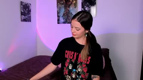 Abby Saenz online show from March 2026 09:37:01 PM