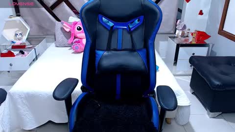 Snapshot of abby_sexyxx chatting on December 2024 08:22:01 PM abby sexyxx online show from December 2024 08:22:01 PM