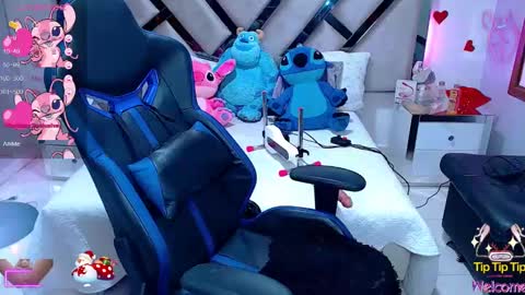 Snapshot of abby_sexyxx chatting on December 2024 11:40:01 PM abby sexyxx online show from December 2024 11:40:01 PM