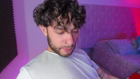 START TRANSMISSION ---- AM COLOMBIA TIME online show from April 2026 07:39:01 AM