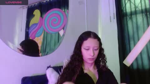 abbycute online show from December 2025 01:20:02 PM