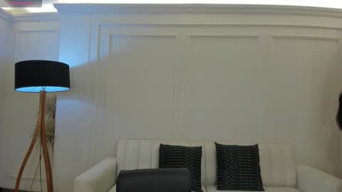 Abby Dalton  online show from November 2025 05:48:02 PM