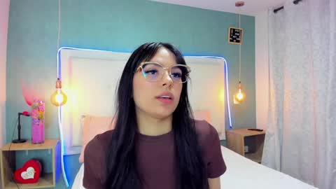 Abby Dixon  online show from December 2024 02:09:01 AM