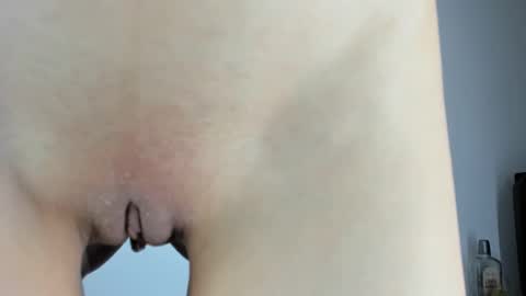 Snapshot of abbyhowlland chatting on February 2025 11:48:01 PM sara online show from February 2025 11:48:01 PM