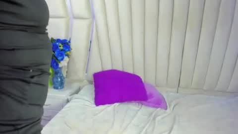 AbbyJhons online show from January 2025 12:59:01 AM