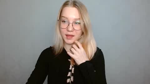 Snapshot of abbymoore__ chatting on February 2025 09:58:01 AM Abby Lovense is active online show from February 2025 09:58:01 AM