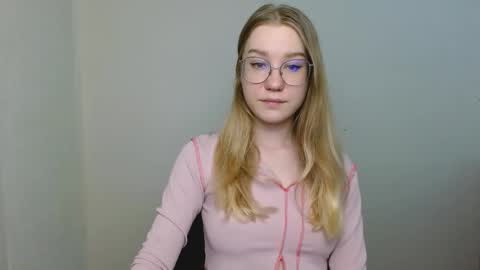 Snapshot of abbymoore__ chatting on February 2026 12:12:01 PM Abby Lovense is active online show from February 2026 12:12:01 PM