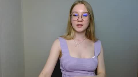 Abby Lovense is active online show from March 2026 03:50:01 PM