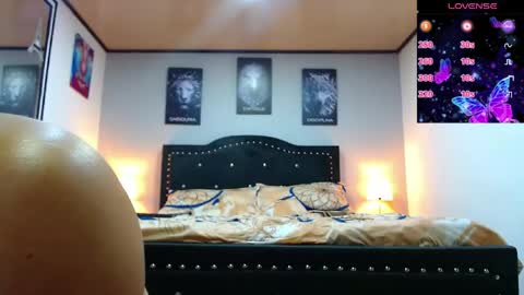 abbyshinne online show from April 2026 01:39:02 PM