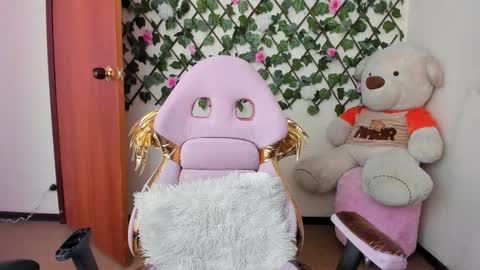 Snapshot of abbywaynee chatting on October 2025 03:40:01 PM abby online show from October 2025 03:40:01 PM