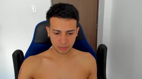 Independence model AbelAsburgo online show from February 2025 07:19:02 PM