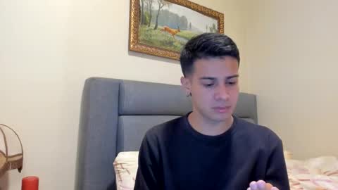 Independence model AbelAsburgo online show from September 2025 11:17:02 PM