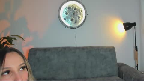  Abella and Kendra  online show from January 2026 09:06:02 PM