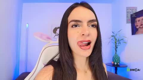 Abigail online show from November 2025 09:21:02 PM