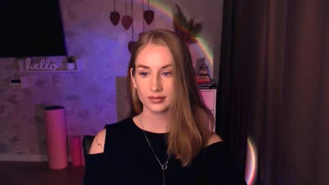 Snapshot of abigail_flex chatting on November 2025 07:51:02 PM Anna online show from November 2025 07:51:02 PM