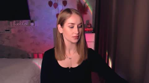 Snapshot of abigail_flex chatting on November 2025 07:57:01 PM Anna online show from November 2025 07:57:01 PM