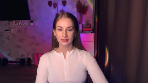 Snapshot of abigail_flex chatting on November 2025 07:26:02 PM Anna online show from November 2025 07:26:02 PM