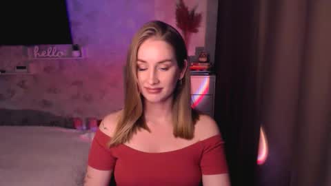 Snapshot of abigail_flex chatting on November 2025 06:10:01 PM Anna online show from November 2025 06:10:01 PM