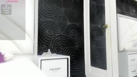 Abigail online show from November 2025 11:14:01 AM