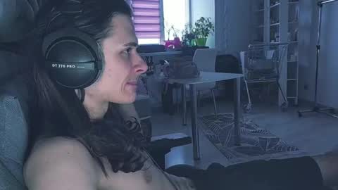 hi  cum in pvt noi extra tip online show from April 2026 02:32:01 PM