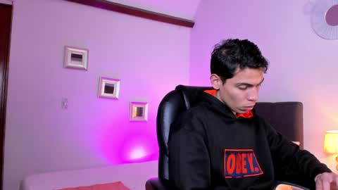 Ig ronnyabrahan   online show from December 2024 10:08:01 AM