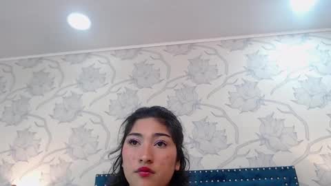 abril  online show from December 2024 02:44:01 PM