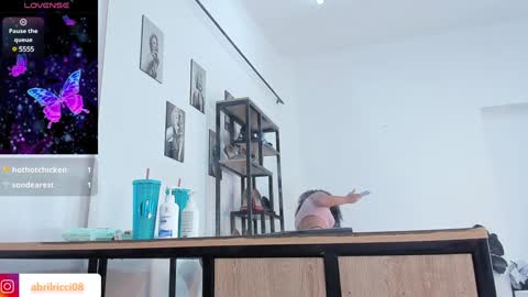 Snapshot of abril_ricci chatting on December 2024 10:12:02 AM Abril  online show from December 2024 10:12:02 AM