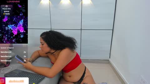 Snapshot of abril_ricci chatting on January 2025 10:29:02 AM Abril  online show from January 2025 10:29:02 AM