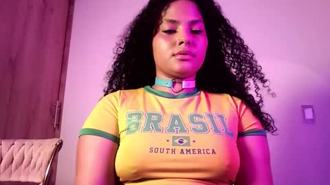 Snapshot of abril_ricci chatting on November 2025 09:48:02 PM Abril  online show from November 2025 09:48:02 PM