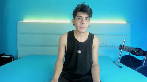 Snapshot of abrilandjulian chatting on February 2026 11:51:01 AM Abril and Julian online show from February 2026 11:51:01 AM