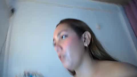 Snapshot of absolutely_gurjuice69 chatting on December 2024 08:14:02 PM Hope online show from December 2024 08:14:02 PM