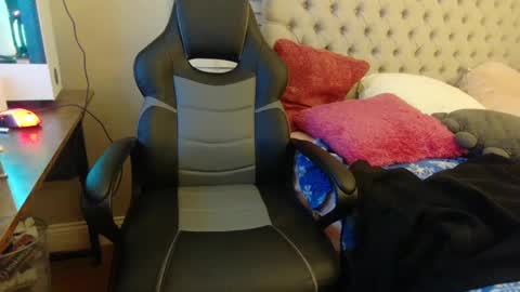 Snapshot of ac1d3athz chatting on February 2025 06:18:02 AM ac1d3athz online show from February 2025 06:18:02 AM