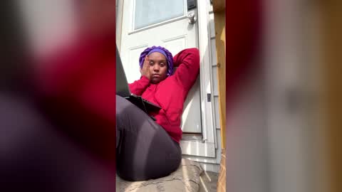 angel  chris online show from April 2026 02:22:02 PM