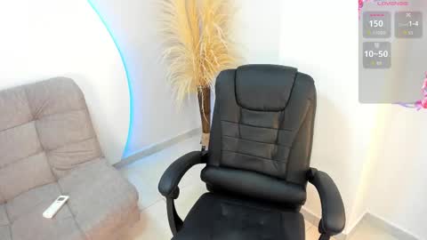 Snapshot of ada_monroe10 chatting on September 2025 01:24:02 PM online show from September 2025 01:24:02 PM